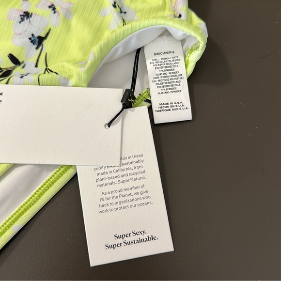 NWT Vitamin A Citrus Floral Reese One Piece Swimsuit Size S - Picture 4 of 5